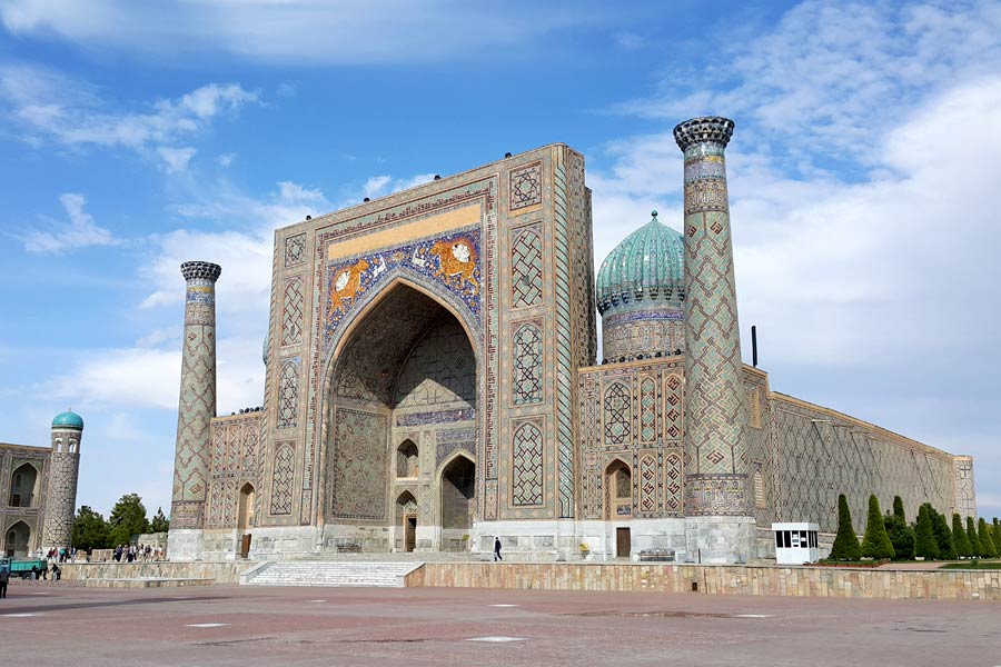 Uzbekistan Adventure – mosques, madrasahs and mosaics